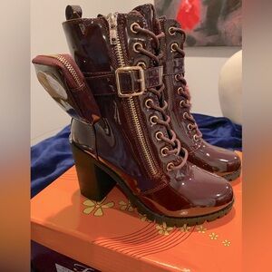 NWT Women’s Burgundy Patent Block Heel Boots/Booties